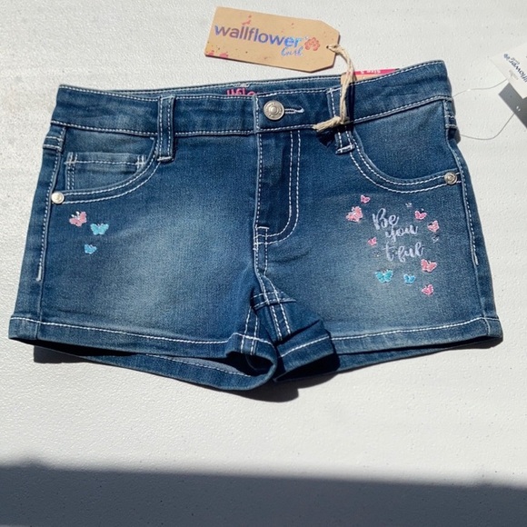 Wallflower embroidered butterfly be you tiful jean short girls 5 - Picture 13 of 17